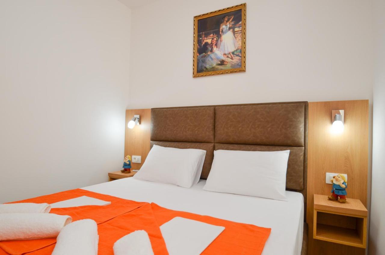 Daire Ivanovic Budva