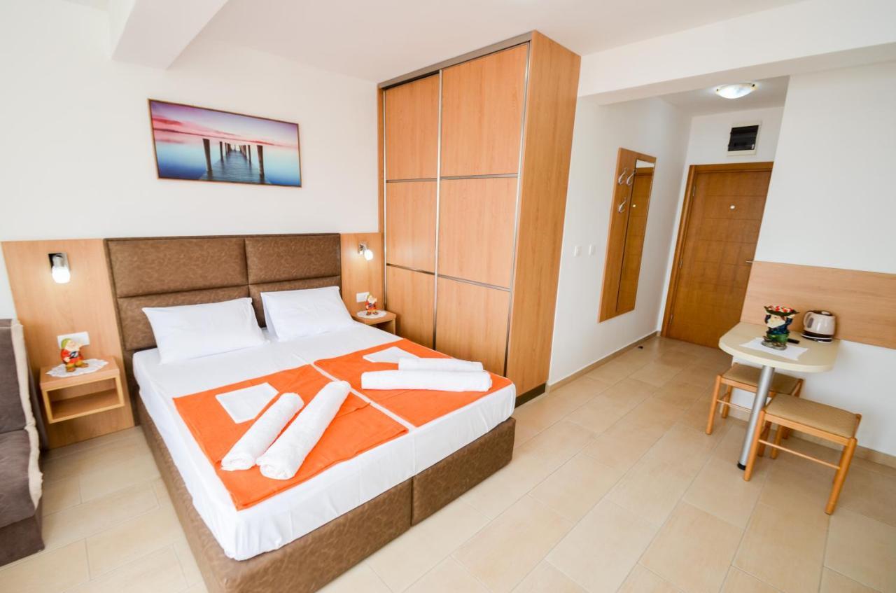 Daire Ivanovic Budva
